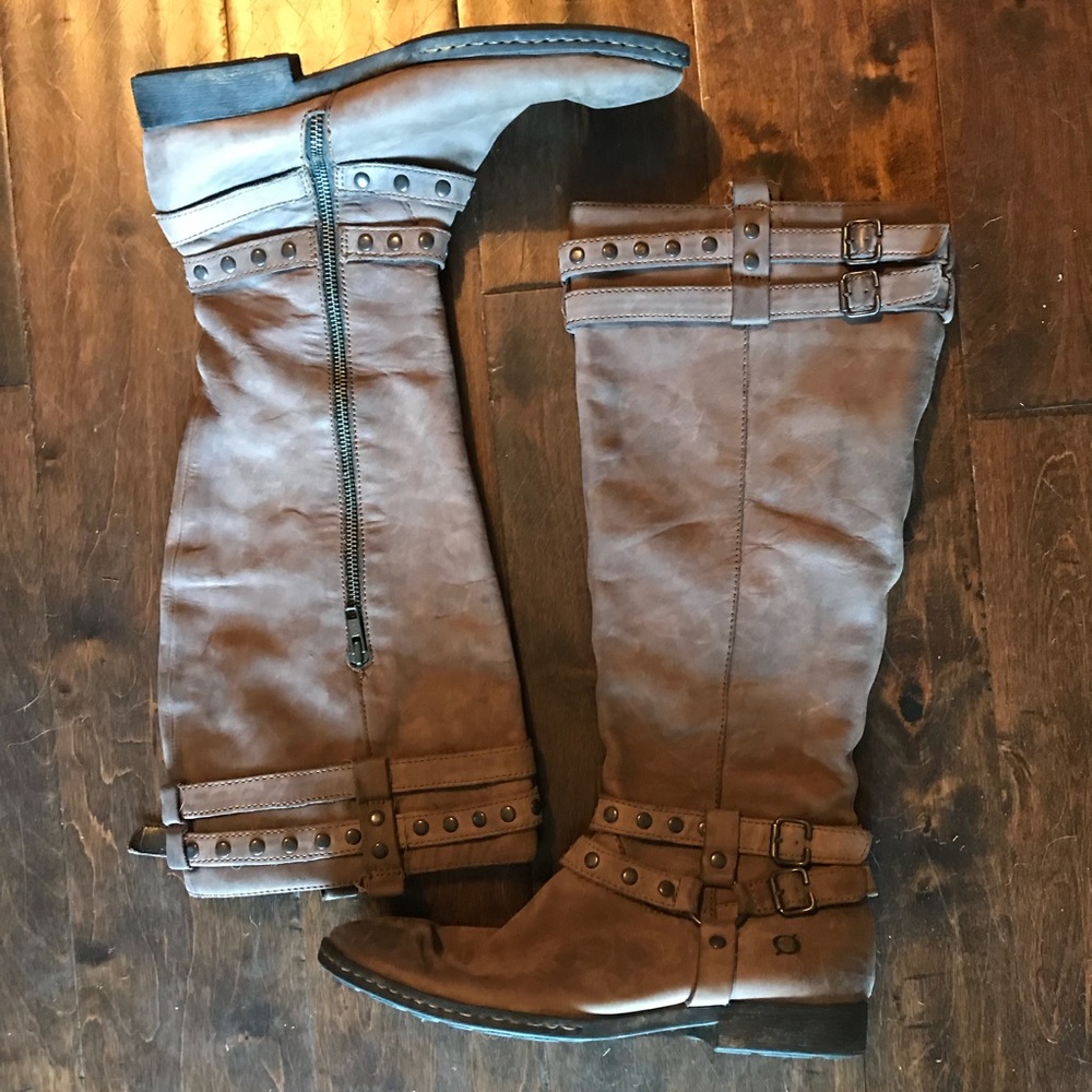 Born leather boots